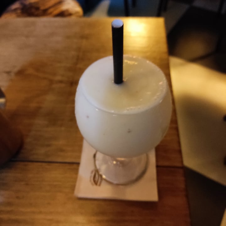 photo of Bar Camalea Piña colada shared by @mamaroach on  14 Nov 2022 - review