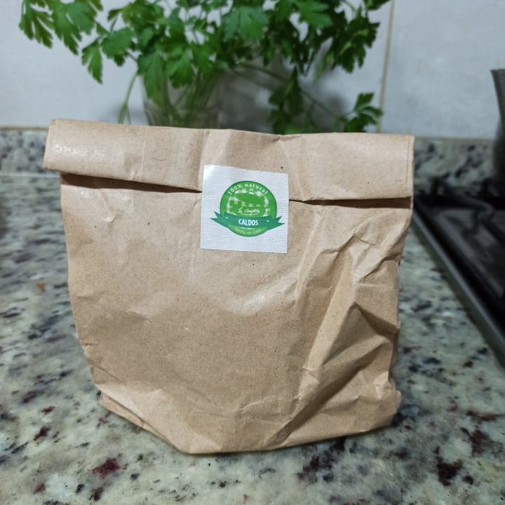 review photo of La angelita Caldo saborizante Vegetal shared by @nachuquiroz on 29 May 2020 - review