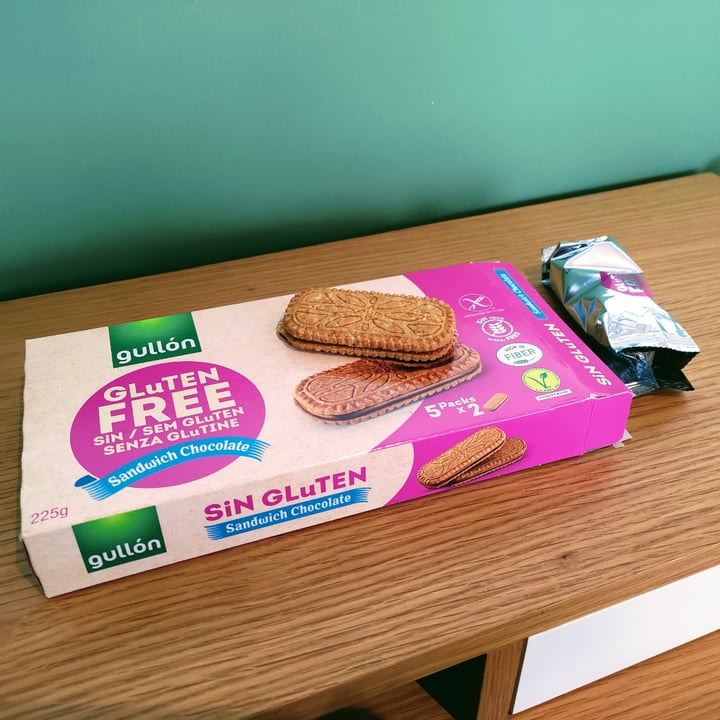 photo of Gullón Gluten Free Sandwich Chocolate shared by @stevenneoh on  03 May 2022 - review