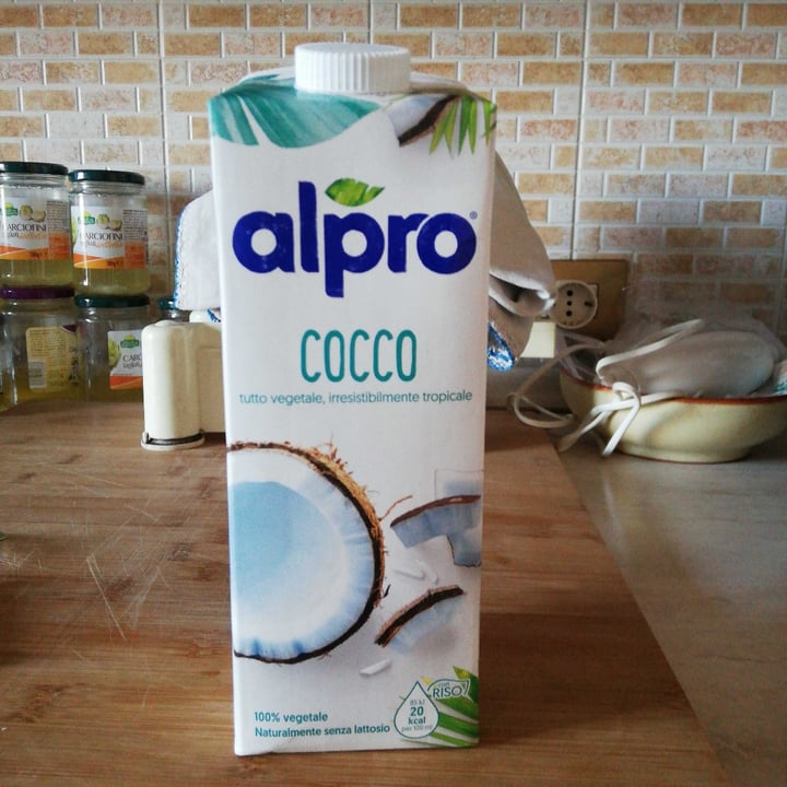 review photo of Alpro Bevanda Al Cocco Senza Zuccheri shared by @yayatheveggie on 28 Apr 2021 - review