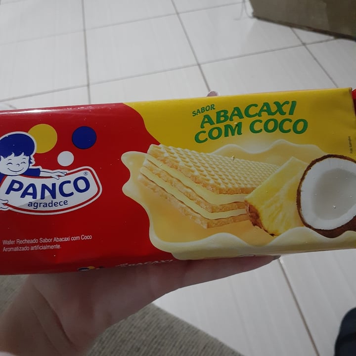 photo of Panco Wafer Sabor Abacaxi Com Coco shared by @triixx on  15 Jan 2022 - review