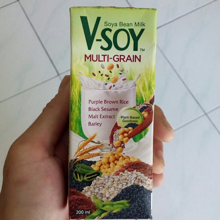 photo of V-Soy Multi Grain Soy Milk 200ml shared by @kharismael on  27 Aug 2020 - review