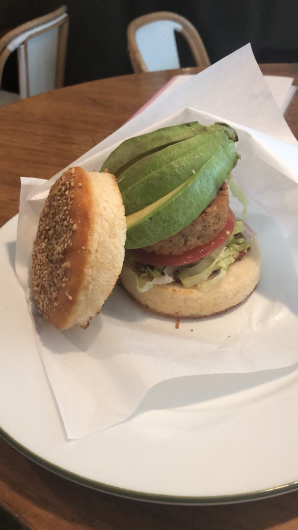 photo of Shibuya Organic Cafe Restaurant Biokafe Gluten-free vegetable burger shared by @zaira on  30 May 2019 - review