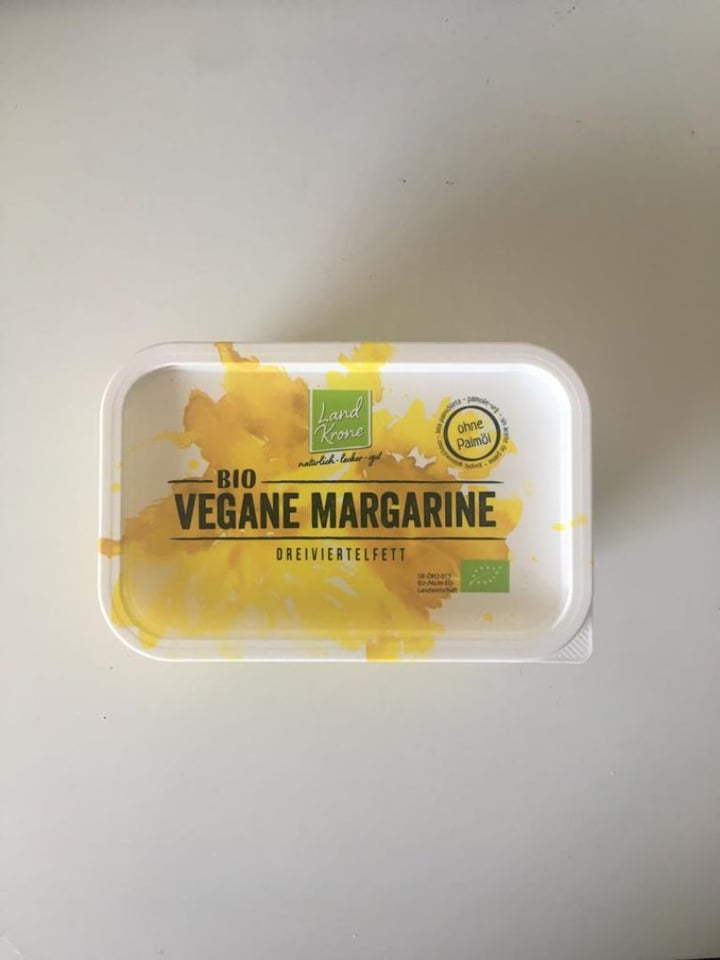 photo of Land Krone Vegane Margarine shared by @luciaalbano on  18 Jul 2019 - review