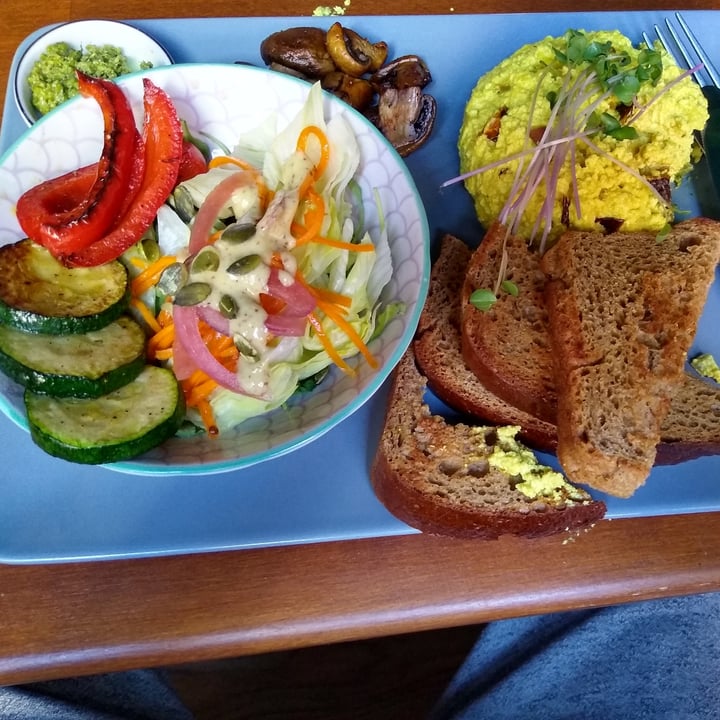 photo of Bez Lukru Scrambled tofu Breakfast shared by @darl on  20 Aug 2020 - review