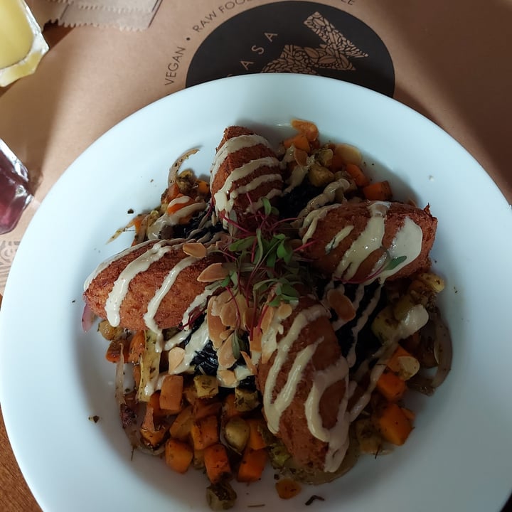 photo of Casa RAW Falafel com arroz negro shared by @isananni on  05 Feb 2022 - review
