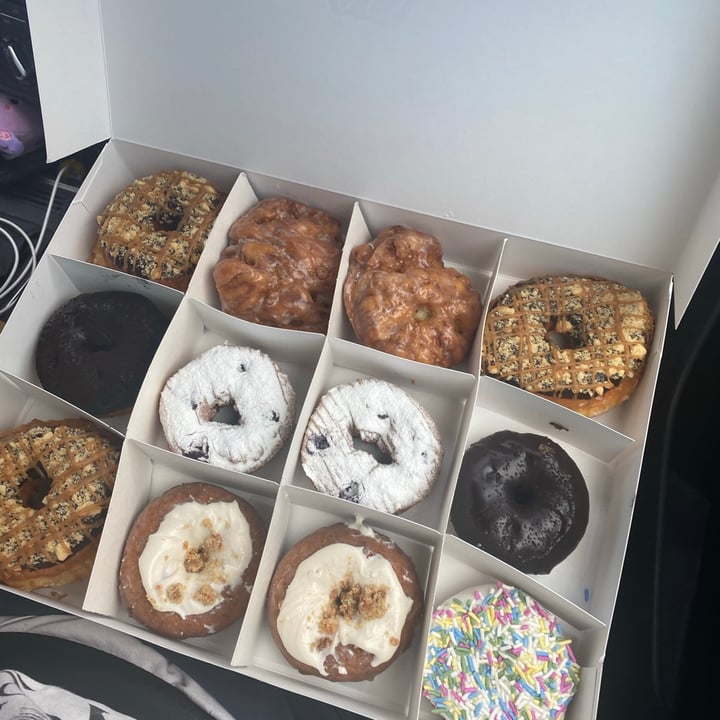photo of Beacon Doughnuts Vegan Doughnuts shared by @convicti0n on  12 Jun 2021 - review