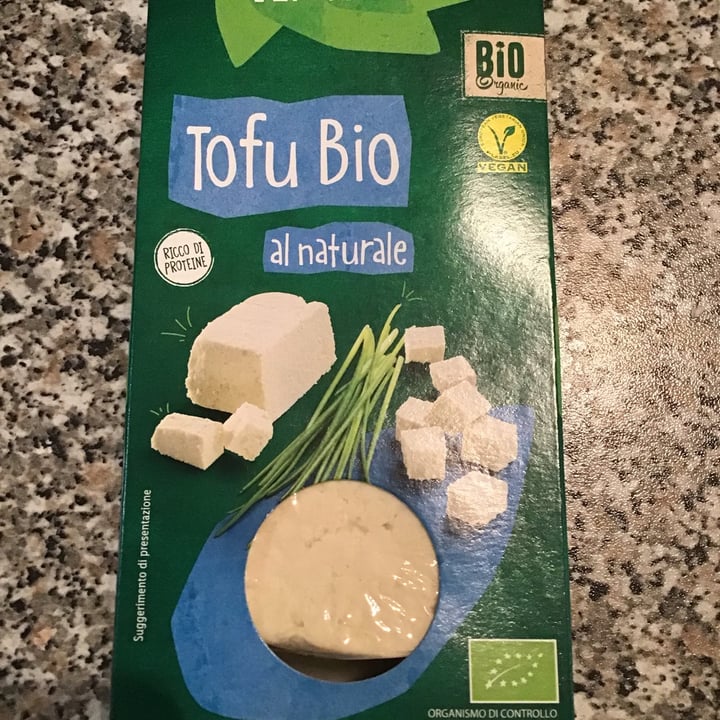 photo of Vemondo Tofu Bio al naturale shared by @soloag on  06 Mar 2022 - review