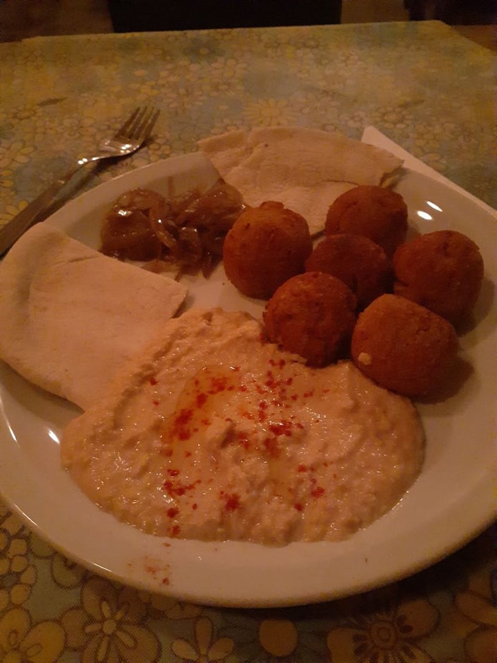 photo of Esquina Libertad Falafel shared by @java on  15 Feb 2020 - review