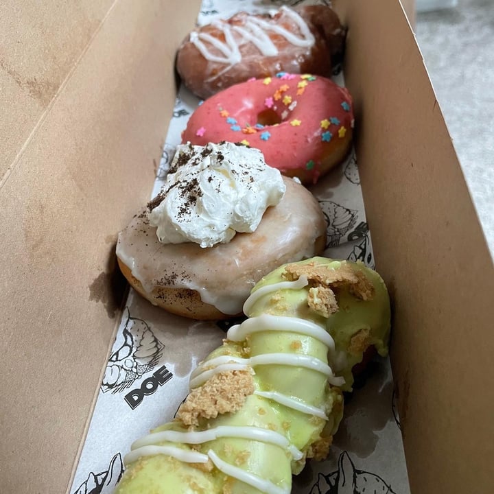 photo of Doe Donuts Portland Fog shared by @lakerslover77 on  03 Feb 2022 - review
