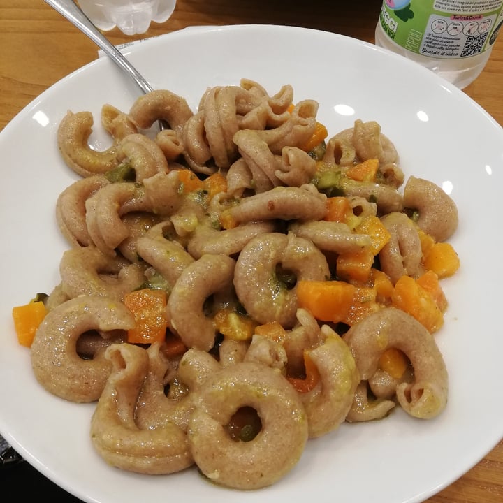 review photo of Pastasciutta Troccoli integrali zucchine e carote shared by @lauragiommi on 25 Apr 2022 - review