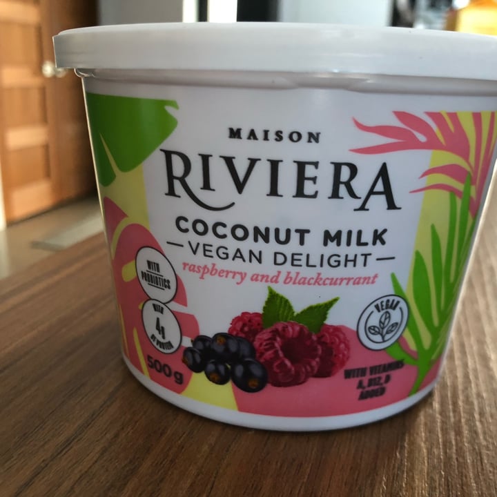 review photo of Maison Riviera Coconut Milk Vegan Raspberry & Blackcurrant yogurt shared by @levjul01 on 19 Dec 2021 - review