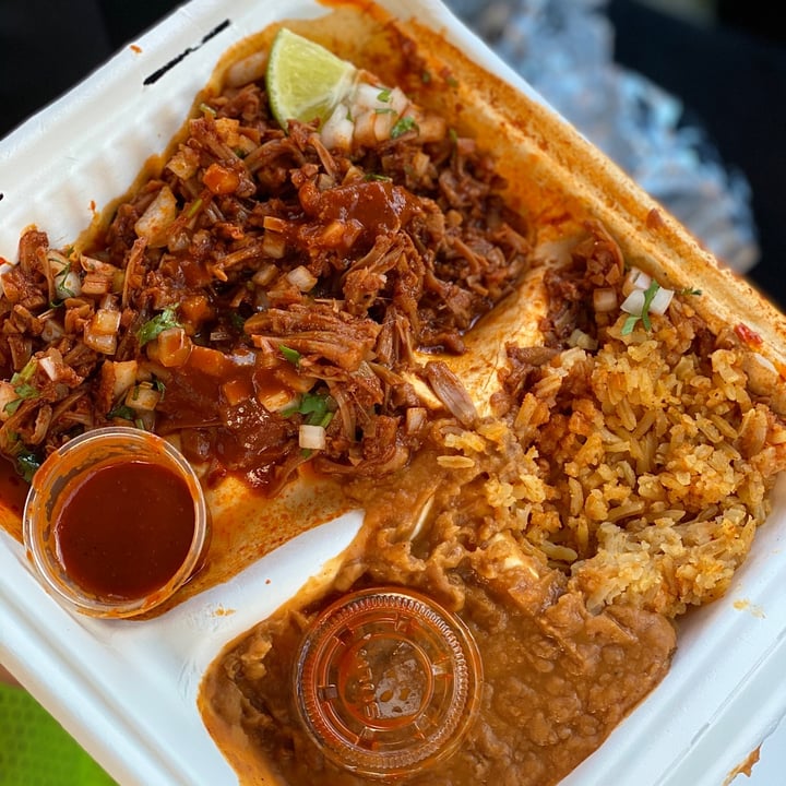 photo of Dee Vegan Munchies Birria plate shared by @kimvillaneda on  02 Mar 2021 - review