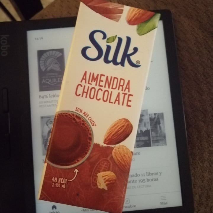 photo of Silk Almendra chocolate shared by @anheloski on  21 Aug 2021 - review