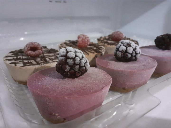 review photo of Zazil ha Vegana Cheescake crudivegano Frutos rojos shared by @xjackx on 23 Mar 2020 - review