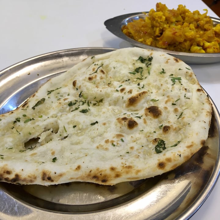 photo of Jaggi’s Northern Indian Cuisine Garlic Naan shared by @vikas on  06 Sep 2018 - review