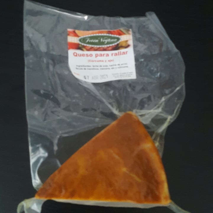 review photo of Fetén vegano Queso para Rallar shared by @andygiussani on 29 Apr 2021 - review