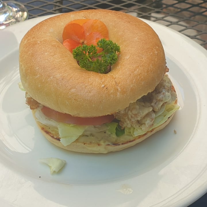 photo of Gias on Montrose Garden Bagel shared by @compassionate1candy on  15 Nov 2021 - review