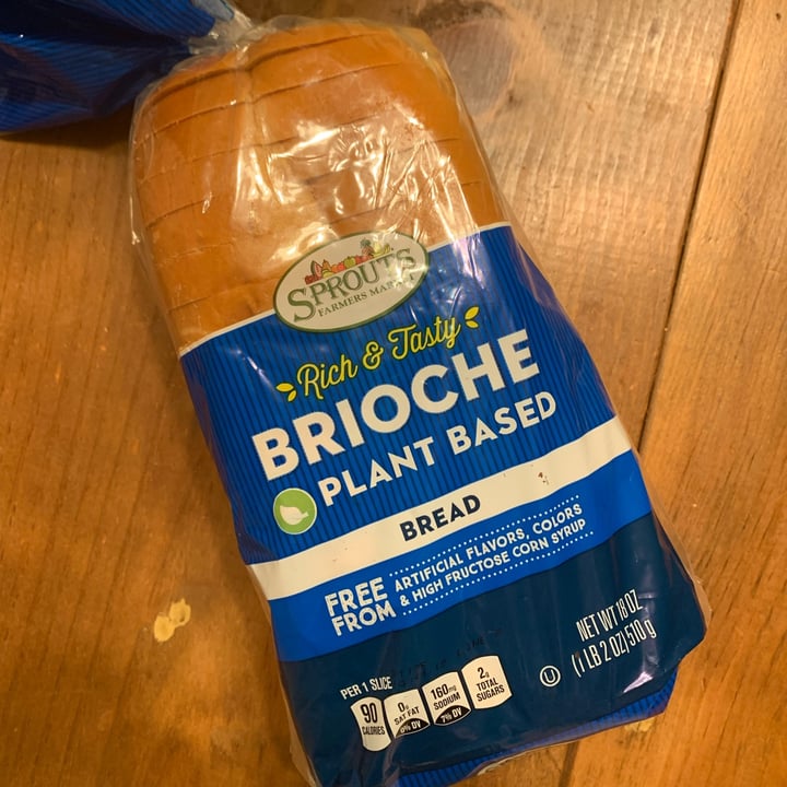 photo of Sprouts Farmers Market Plant Based Brioche shared by @roserose on  19 Apr 2022 - review