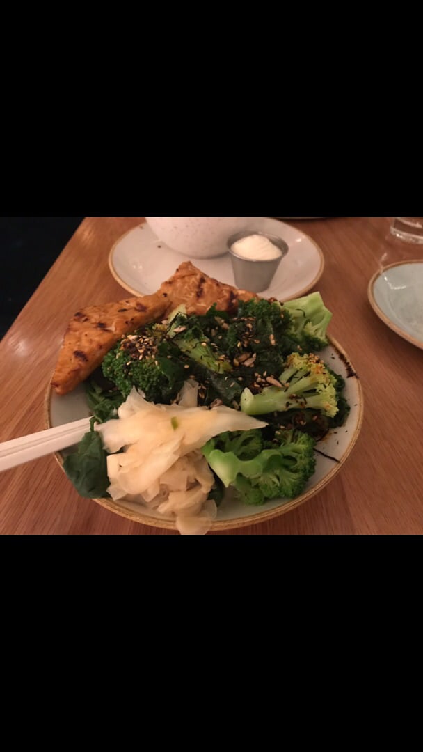 photo of Fresh on Front Bowl shared by @plantbasedlisa on  04 Dec 2019 - review