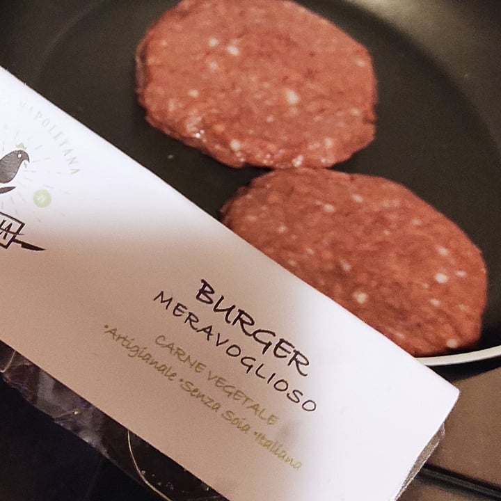 photo of Meravoglia Burger vegan shared by @shinohara90 on  15 Mar 2022 - review
