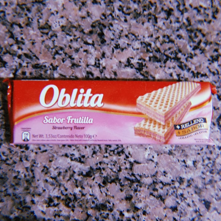 photo of Oblita Obleas sabor frutilla shared by @nanicuadern on  13 Nov 2021 - review