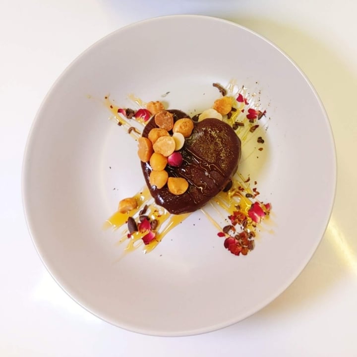 photo of Well Loft Chocolate Cheezecake Please! shared by @jxvegjournal on  09 Dec 2020 - review