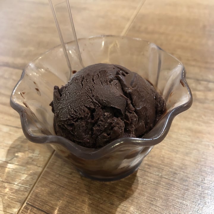 photo of Saute-San Golden Dark Chocolate Sorbet shared by @aishahalattas on  01 Jul 2021 - review