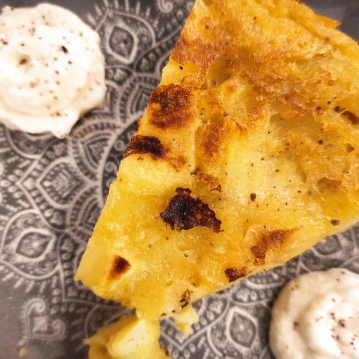 photo of La Vegana Tortilla de patatas shared by @lachicainsomne on  28 Jan 2021 - review