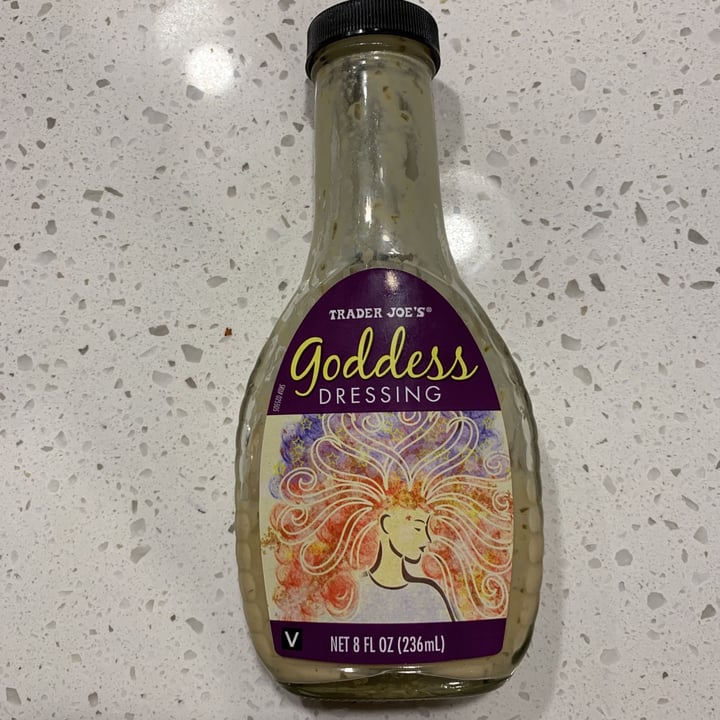 review photo of Trader Joe's Goddess Dressing shared by @aliciaveganrose on 11 Feb 2021 - review