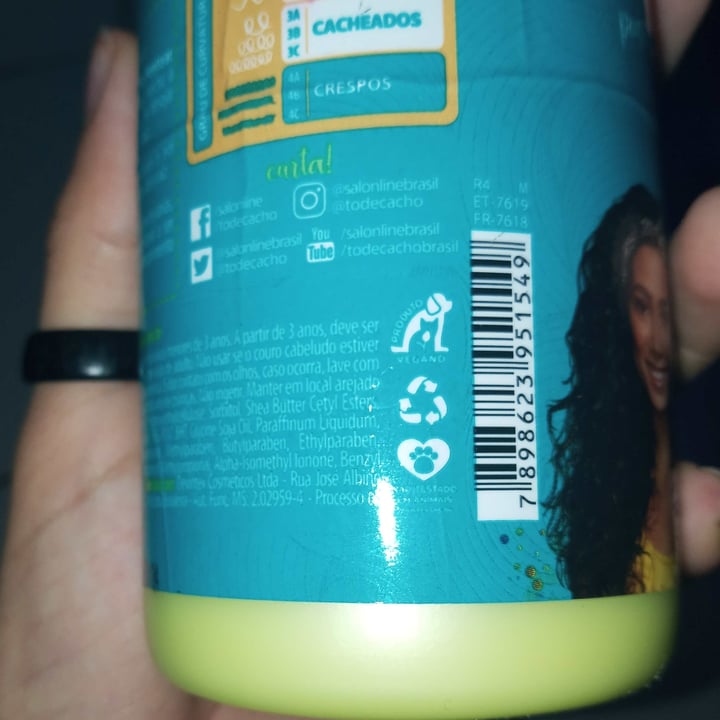 photo of Salon line Creme para pentear SOS cachos babosa e óleo de abacate shared by @yag2 on  29 Jan 2022 - review