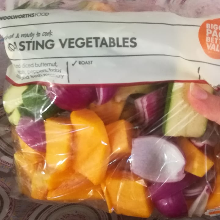 photo of Woolworths Food Roasting vegetables shared by @junkfoodvegans on  30 Aug 2020 - review