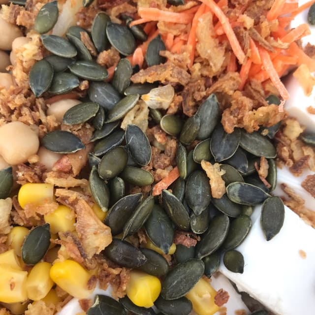 菜肴“poke con tofu”的照片