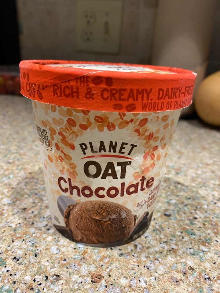 photo of Planet Oat Chocolate Non-Dairy Ice Cream shared by @jhuber on  11 Jul 2020 - review