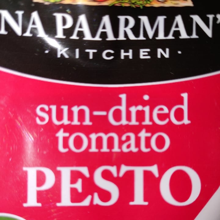 photo of Ina Paarman’s Kitchen Sun dried tomato pesto shared by @pigsnpaws on  17 May 2020 - review