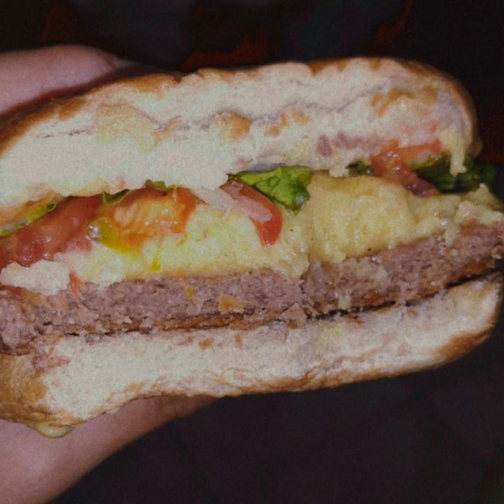 photo of Burger 54 Not chesse burger shared by @fiorella01 on  12 Nov 2020 - review