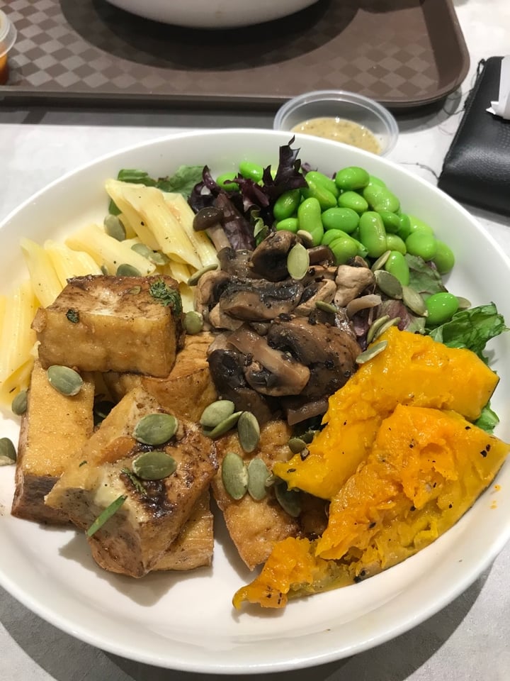 photo of Toss & Turn Create Your Own Salad shared by @venetia on  13 Dec 2019 - review