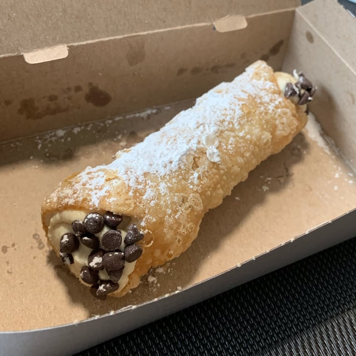 photo of The Vegitaliano Sicilian Cannoli shared by @annacres on  13 Jan 2022 - review