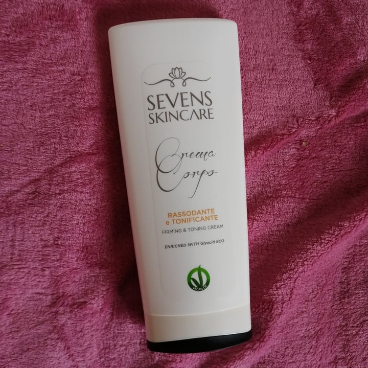 photo of Sevens skincare Crema Corpo Rassodante shared by @jeythealien on  10 Sep 2021 - review
