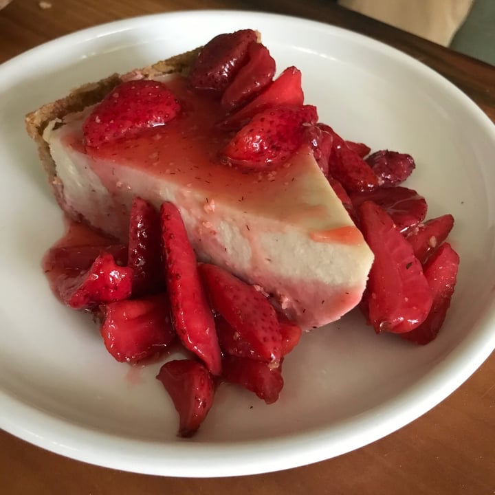 photo of Donna Jean Strawberry Cheesecake shared by @curvycarbivore on  19 Apr 2020 - review