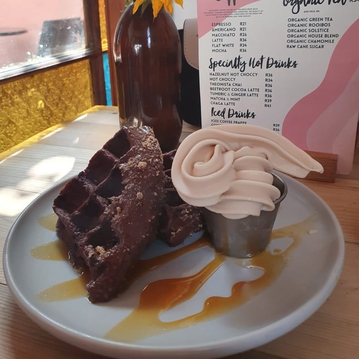 photo of Jessy's Waffles Bodaffle shared by @sarahwouters1 on  01 May 2020 - review