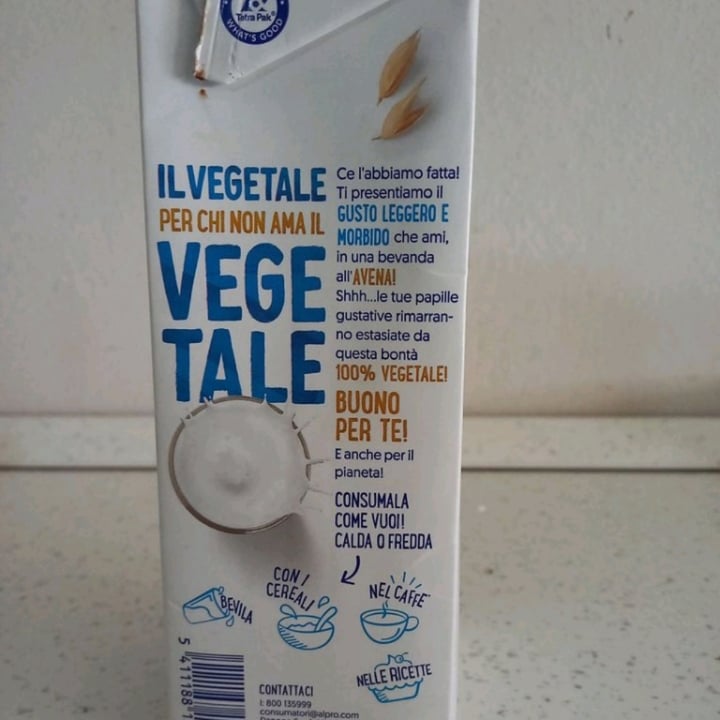 photo of Alpro Shhh...Questo Non è Latte (CLASSICO) shared by @smilee on  11 Oct 2022 - review