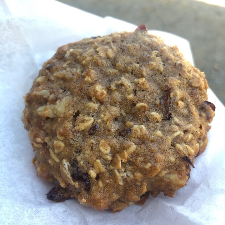 photo of Beach Pea Baking Co Applesauce Oaties shared by @izzyannie44 on  13 Aug 2021 - review