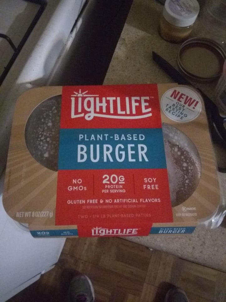 photo of Lightlife Plant Based Burgers shared by @artivistingeneral on  25 Apr 2020 - review