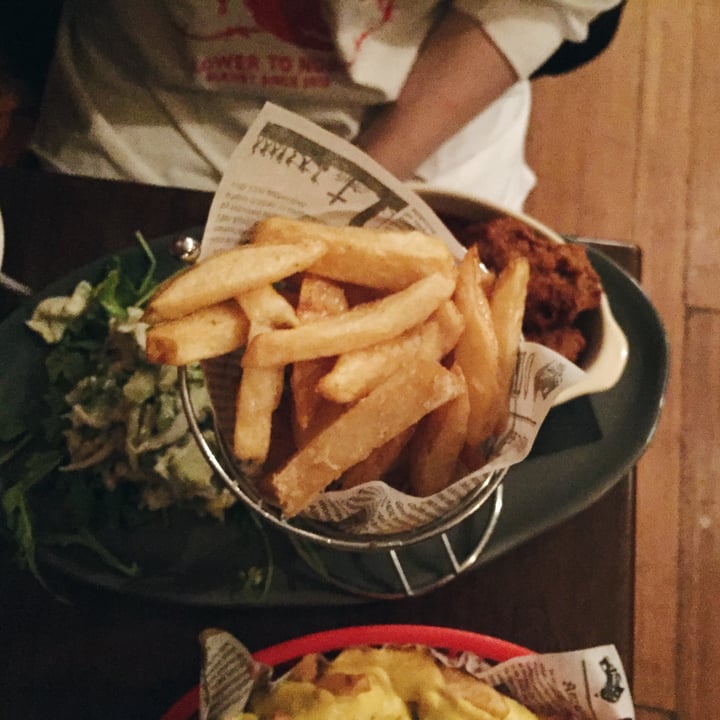 photo of The Snug Public House BBQ Fried Chicken shared by @mealsbymiri on  20 Apr 2018 - review