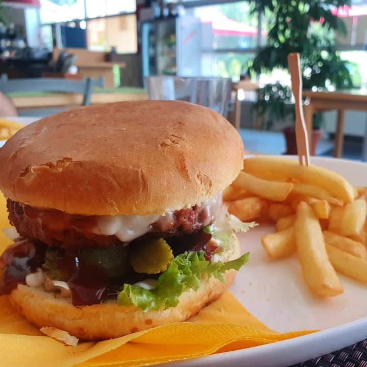 photo of Sopra la panca burger fai da te shared by @bonvy on  30 Jun 2022 - review