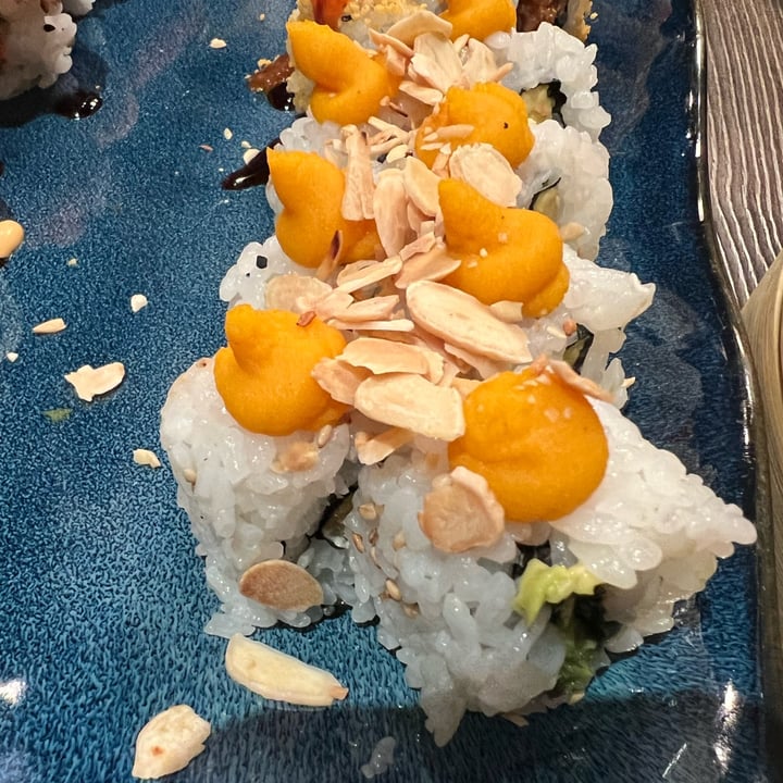 photo of Umami Monza Veggy roll shared by @vviola on  09 Apr 2022 - review