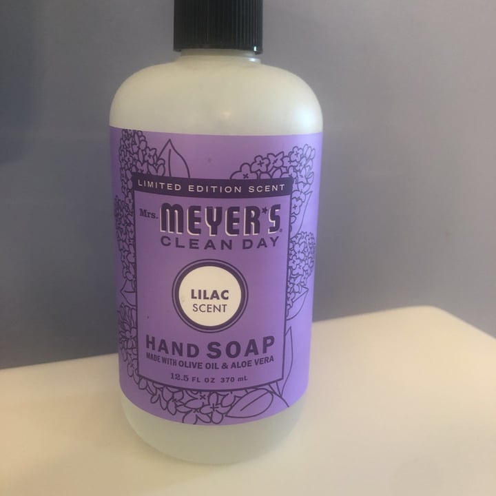 review photo of Mrs. Meyer's Clean Day Lilac Hand Soap shared by @deeorr on 21 May 2020 - review