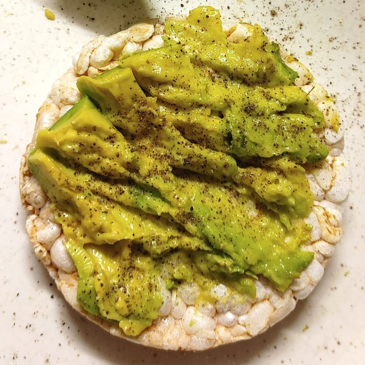 photo of Woolworths Food Avocado shared by @antionnette on  05 Nov 2021 - review