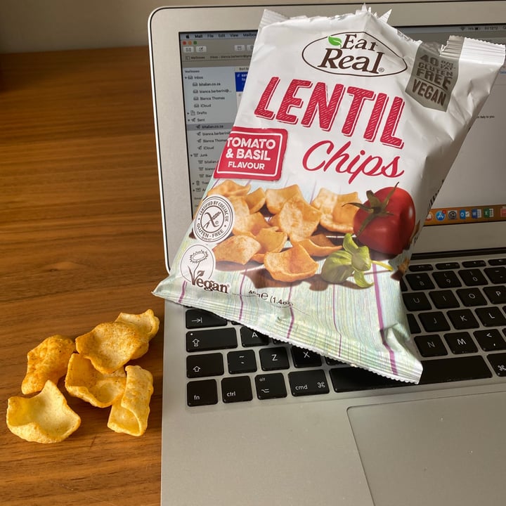 photo of Eat Real Hummus chips tomato & basil Flavour shared by @bianca1701 on  05 Dec 2020 - review